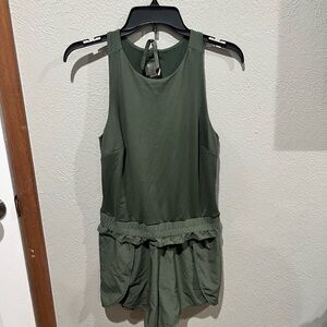 CALIA by Carrie Underwood Olive Green Athletic Romper Size Small EUC Stretchy